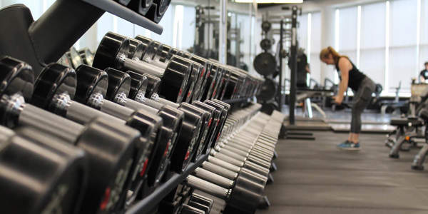 Hoe kies je een fitnesscentrum in corona-tijd